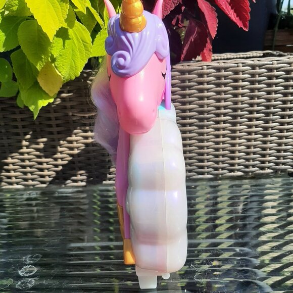 Poly Pocket Unicorn - Case Only - Picture 3 of 13